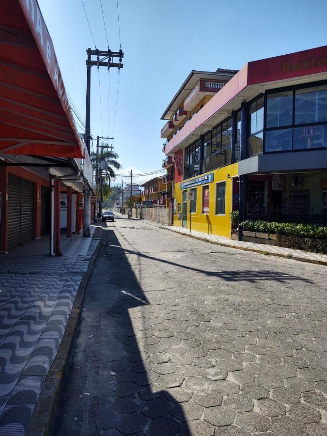 Apartamento Ubatuba - Praia grande - 200m da praia Exterior foto